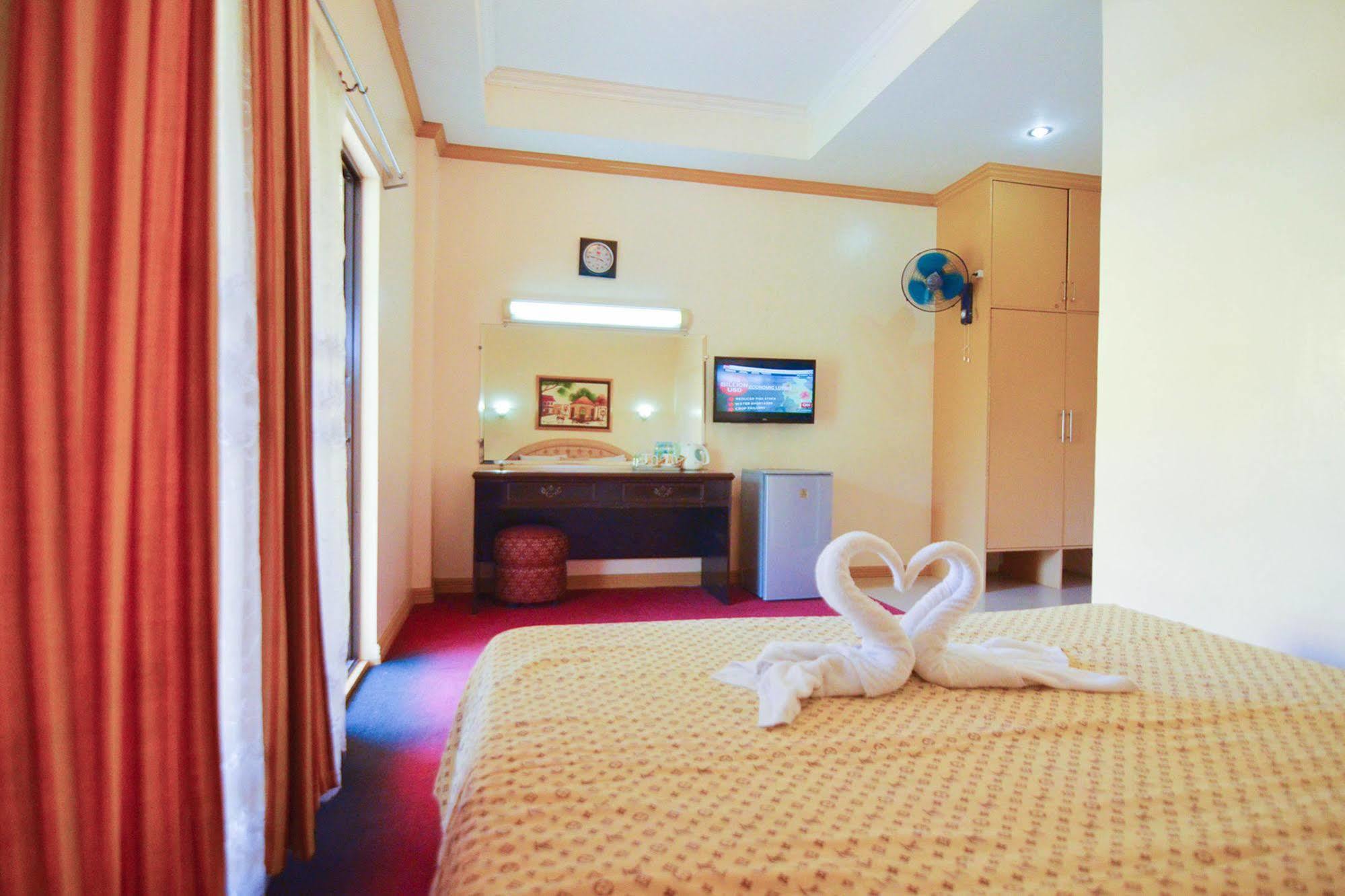Oyo 197 Sunny Point Hotel Davao City Exteriör bild
