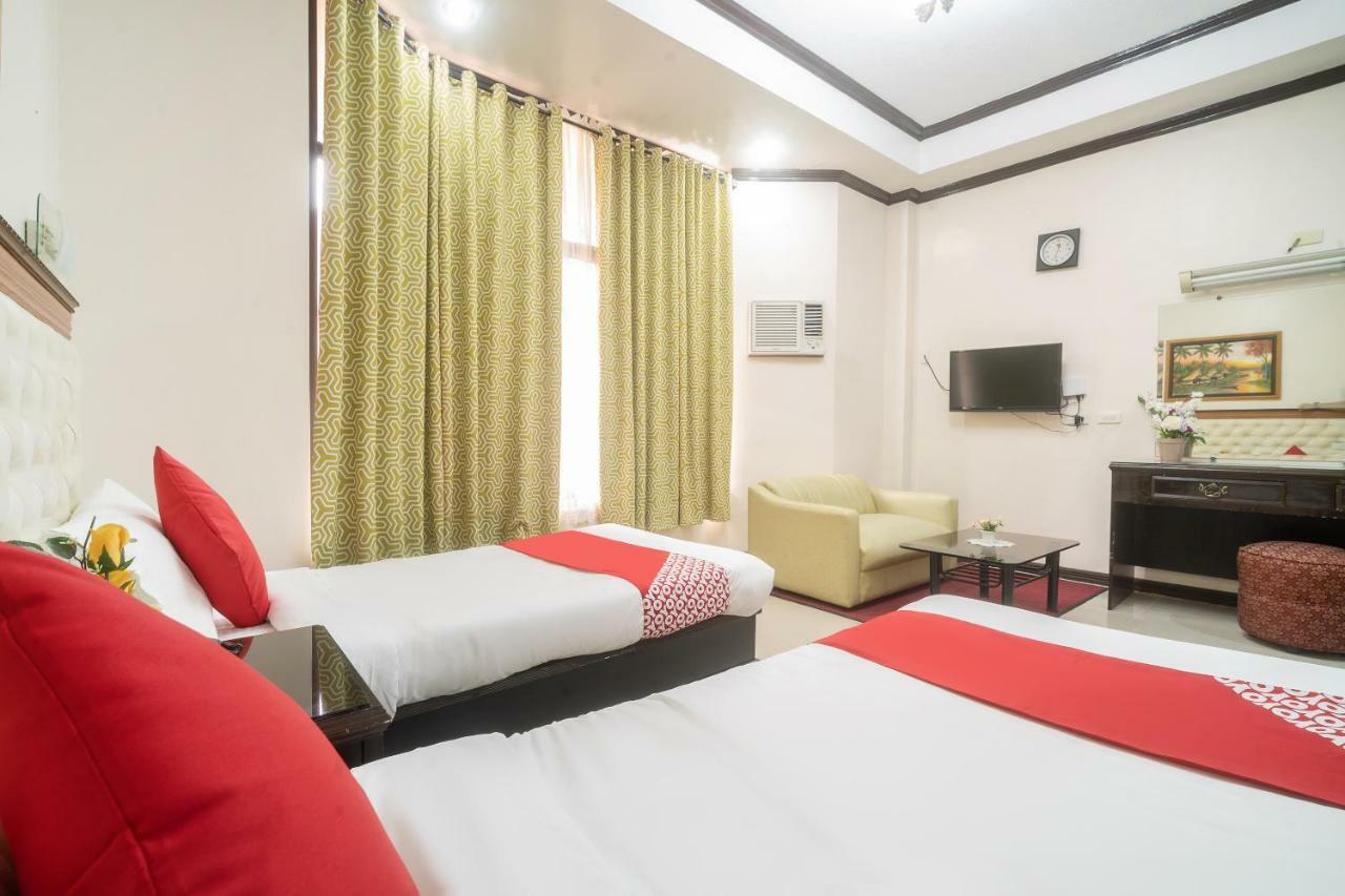 Oyo 197 Sunny Point Hotel Davao City Exteriör bild