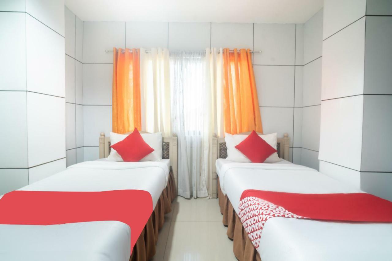 Oyo 197 Sunny Point Hotel Davao City Exteriör bild