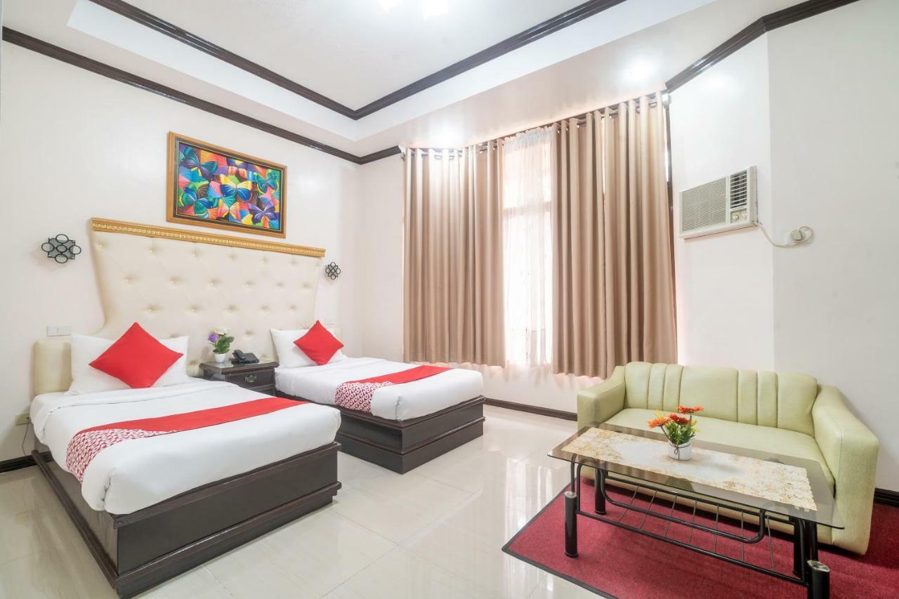 Oyo 197 Sunny Point Hotel Davao City Exteriör bild