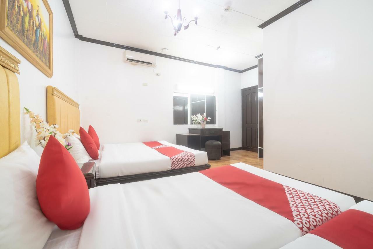Oyo 197 Sunny Point Hotel Davao City Exteriör bild